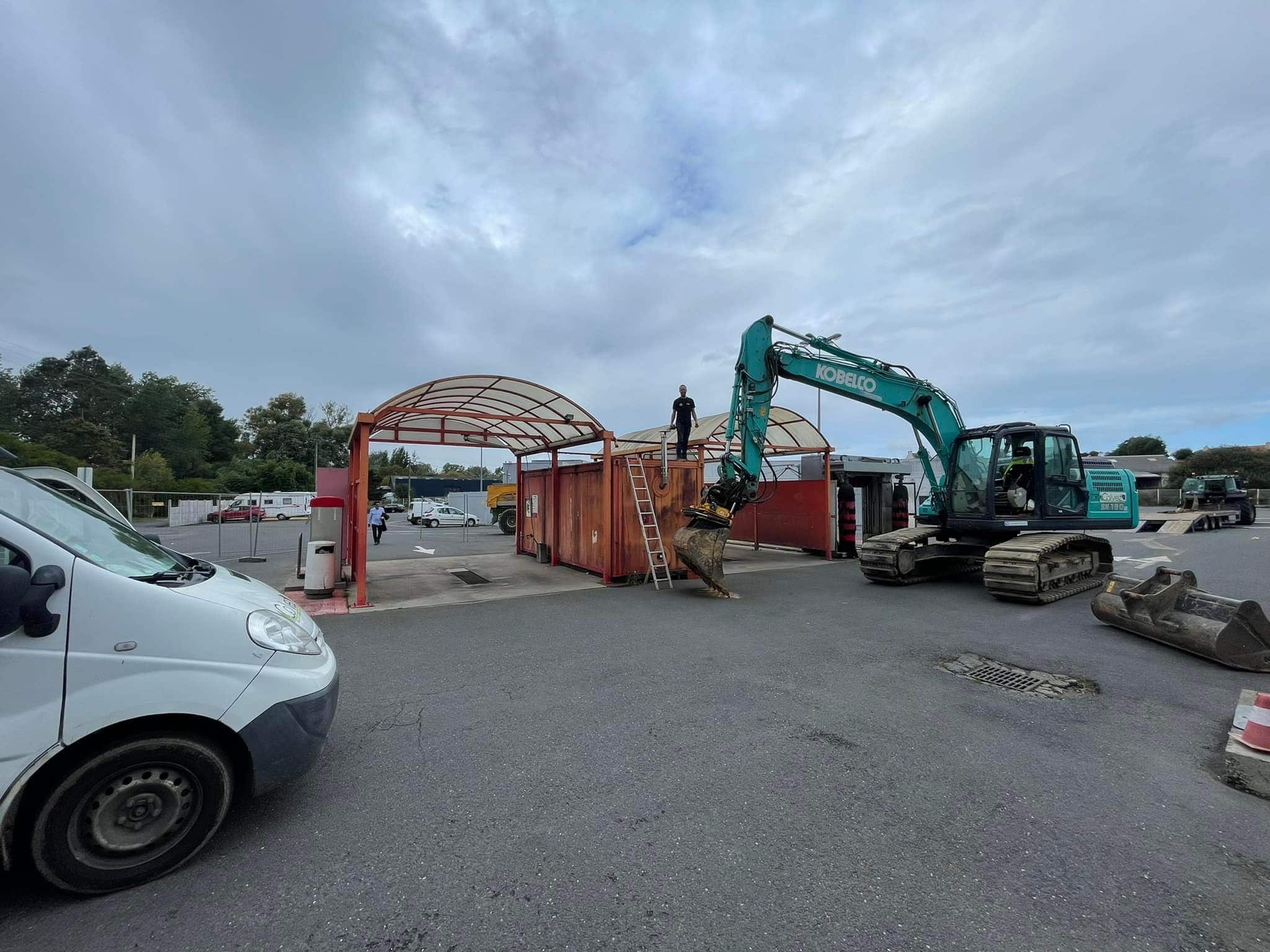 démolition station de lavage - calvez tp