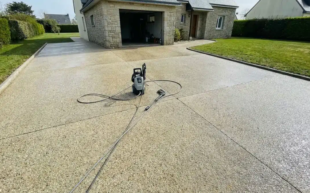 Prix du béton désactivé au m² dans le Finistère : tarifs pose comprise et devis