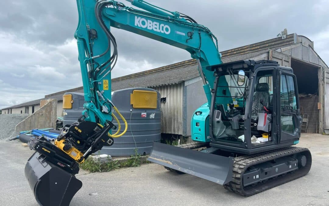La SK75 Kobelco rejoint le parc matériel de Calvez TP
